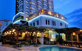 The Light Hotel Nha Trang